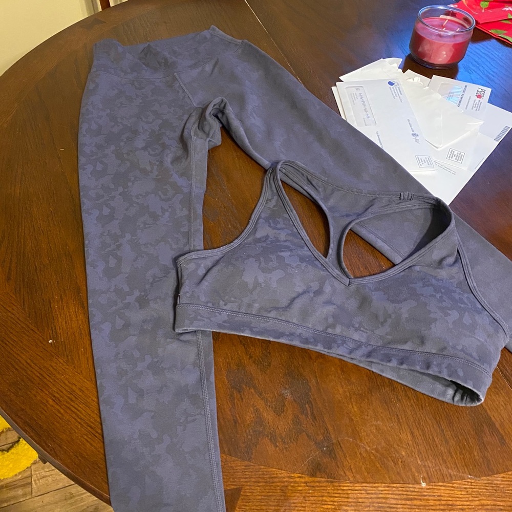 Buff bunny leggings&bra! Sz small pants -& lg bra